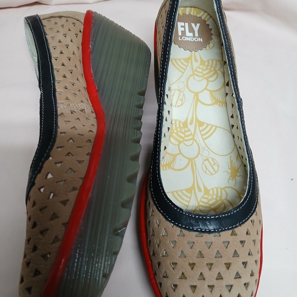 Fly London Yedi Perforated Platform Wedge Pumps - Picture 5 of 6